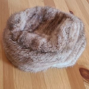 Vintage fur hat GWP